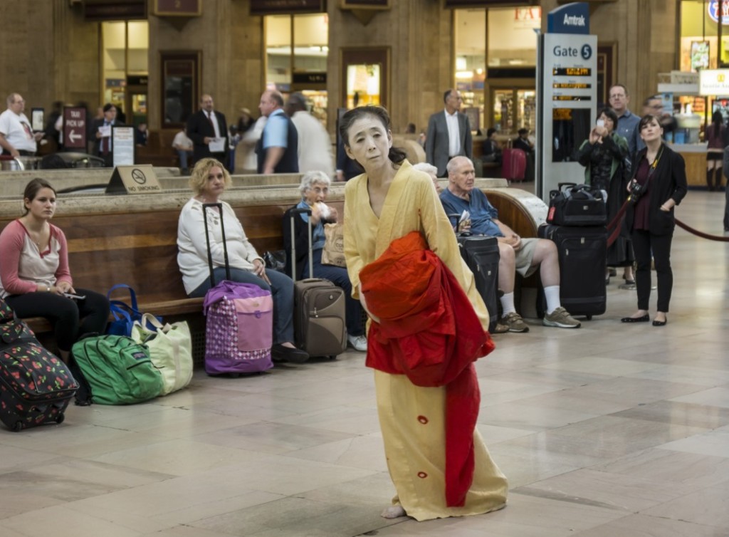 Eiko in A Body in a Station, photo © William Johnston